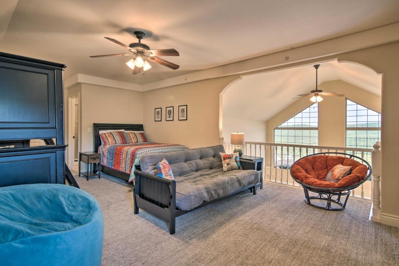 Апартаменты Luxe Branson Retreat With Mtn Views And Pool Access! Экстерьер фото